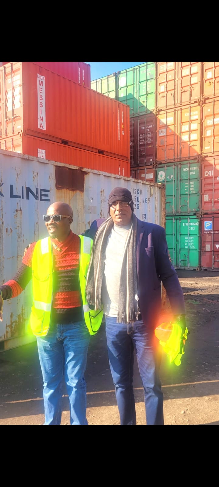 Customer container